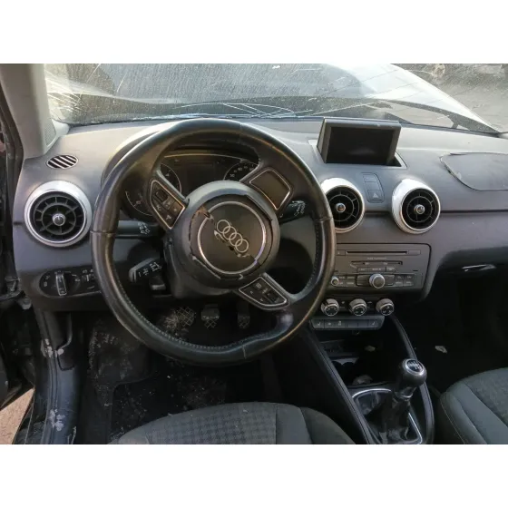 Audi A1 (8X1, 8XK) 2010
