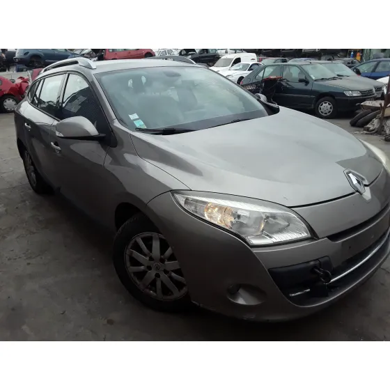 RENAULT MEGANE III SPORT TOURER '2009 1.5 DCI DIESEL BEIG