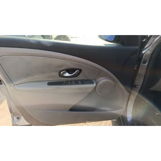 Renault MEGANE III HATCHBACK (BZ0/1_, B3_) 2008