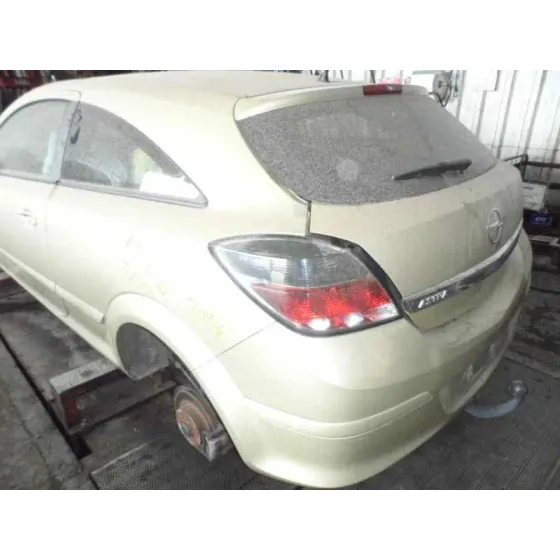 OPEL ASTRA GTC '2005 1.7 16V CDTI DORADO