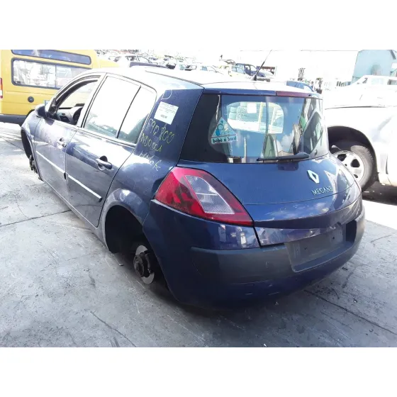 RENAULT MEGANE II BERLINA 5P '2003 CONFORT AUTHENTIQUE AZUL