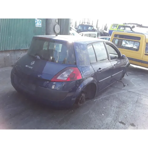 RENAULT MEGANE II BERLINA 5P '2003 CONFORT AUTHENTIQUE AZUL