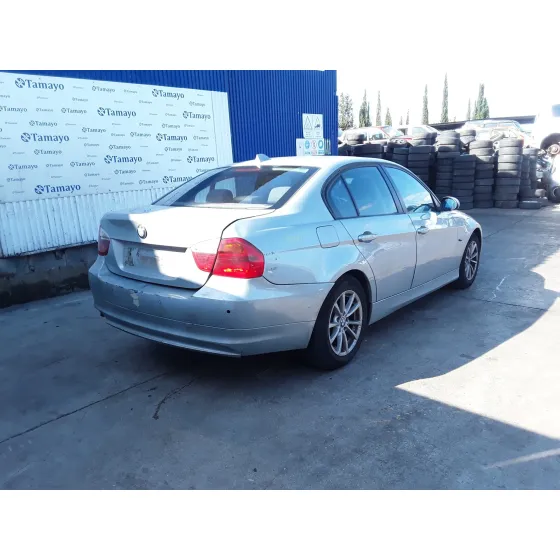 BMW SERIE 3 BERLINA (E90) '2006 * PLATA