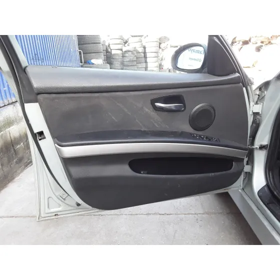 BMW SERIE 3 BERLINA (E90) '2006 * PLATA
