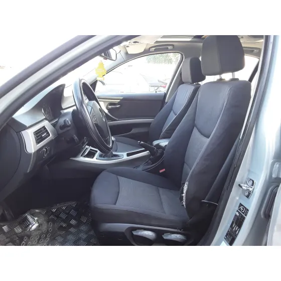BMW SERIE 3 BERLINA (E90) '2006 * PLATA
