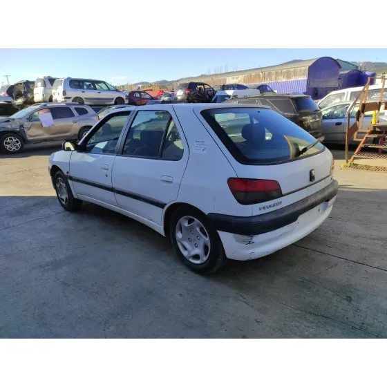 PEUGEOT 306 BERLINA 3/5 PUERTAS (S1) '1997 * BLANCO