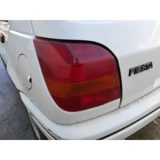 FORD FIESTA BERL./COURIER '1995 1.3 CAT BLANCO