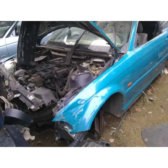 BMW SERIE 3 COUPE (E46) '1999 323 CI AZUL