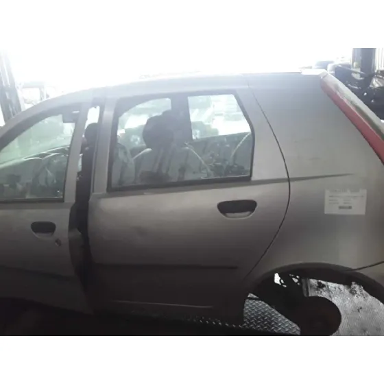 FIAT PUNTO BERLINA (188) '1999 1.2 16V CAT PLATA