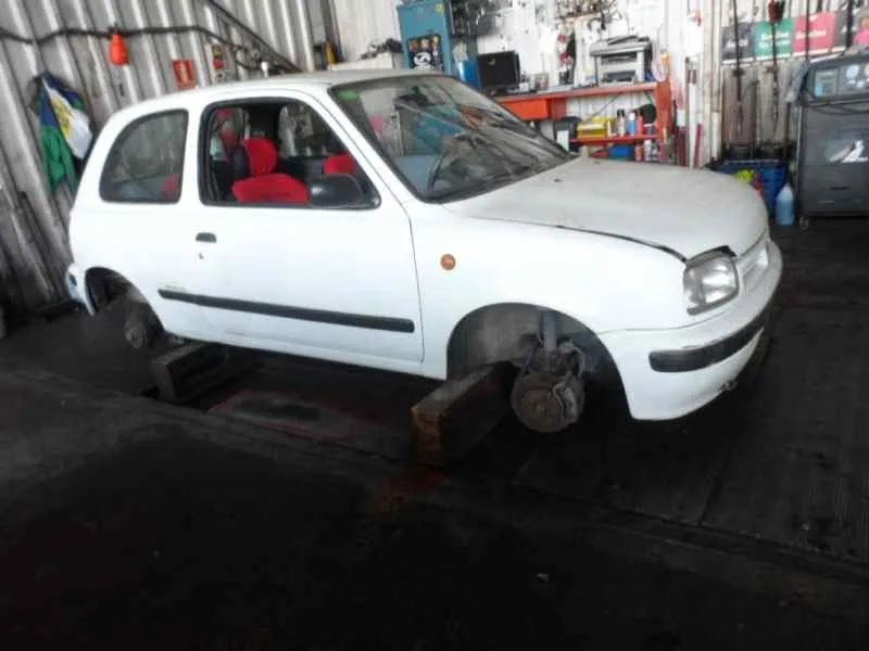 NISSAN MICRA (K11) '1995 1.0 16V CAT BLANCO