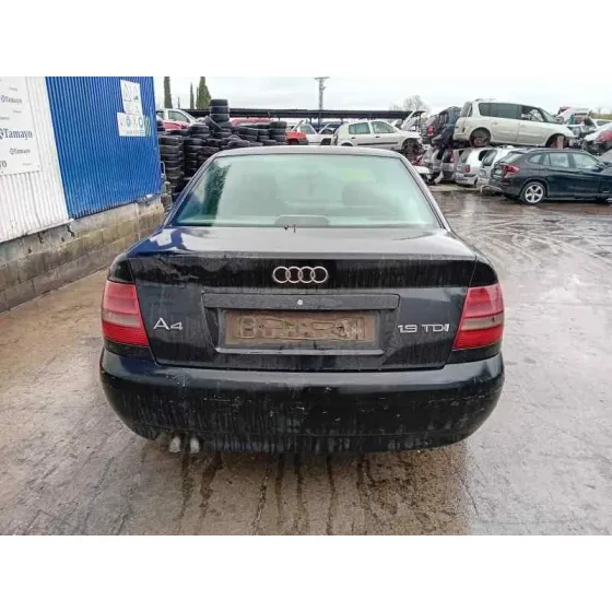 AUDI A4 AVANT (B5) '2000 * NEGRO