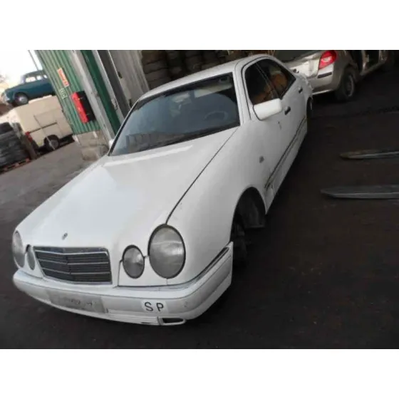 MERCEDES CLASE E (W210) BERLINA DIESEL '1996 300 DIESEL (210.020) BLANCO