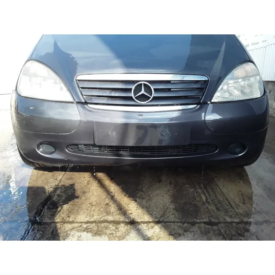 MERCEDES CLASE A (W168) '1999 1.9 CAT NEGRO