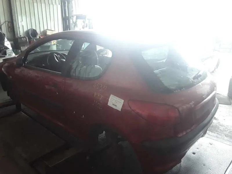 PEUGEOT 206 BERLINA '1999 1.4 GRANATE