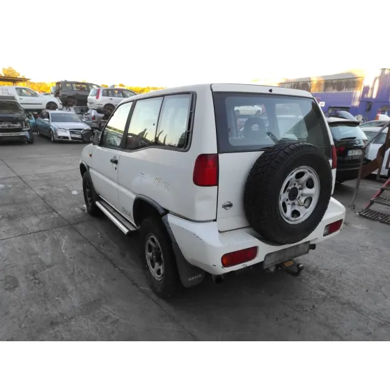 NISSAN TERRANO/TERRANO.II (R20) '1995 2.7 TURBODIESEL BLANCO