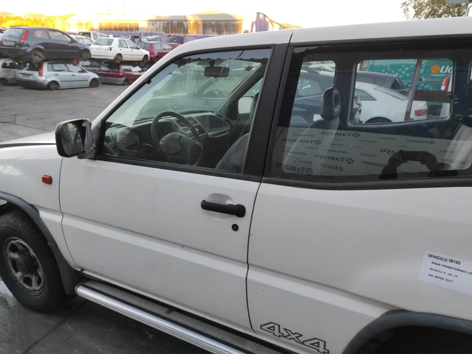 NISSAN TERRANO/TERRANO.II (R20) NISSAN TERRANO/TERRANO.II (R20) '1995 2.7 TURBODIESEL BLANCO 1993