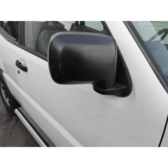 NISSAN TERRANO/TERRANO.II (R20) '1995 2.7 TURBODIESEL BLANCO