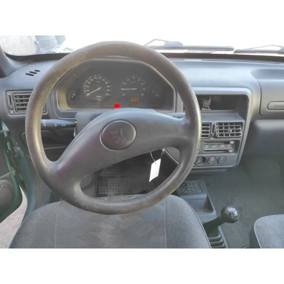 PEUGEOT 106 (S2) '1997 1.1 VERDE
