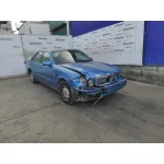 MERCEDES-BENZ CLASE E (W210) BERLINA MERCEDES CLASE E (W210) BERLINA '1998 * AZUL 1995