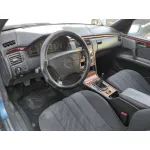 MERCEDES-BENZ CLASE E (W210) BERLINA MERCEDES CLASE E (W210) BERLINA '1998 * AZUL 1995