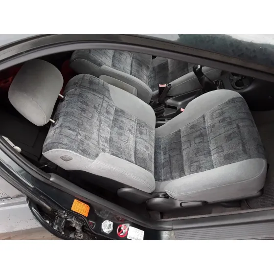 MAZDA 626 BERLINA (GF) '1999 2.0 16V CAT VERDE