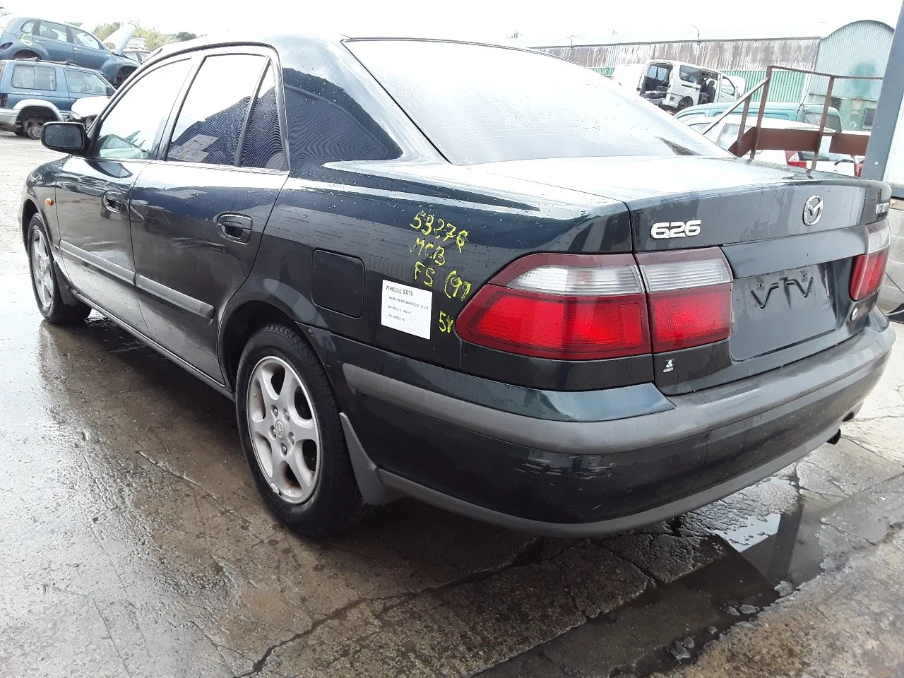 MAZDA 626 BERLINA (GF) '1999 2.0 16V CAT VERDE