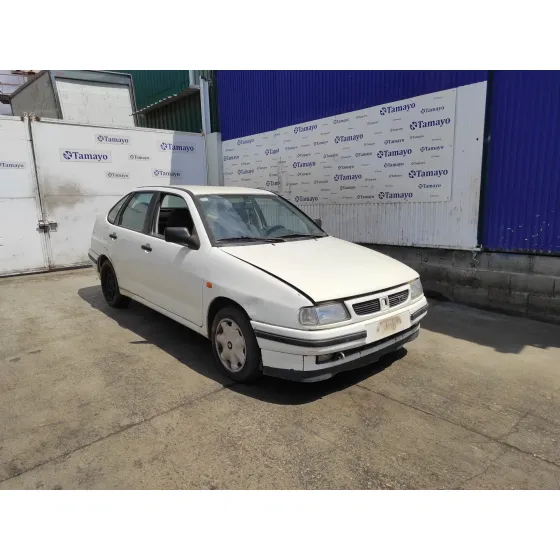 SEAT CORDOBA BERLINA (6K2) '1995 * BLANCO