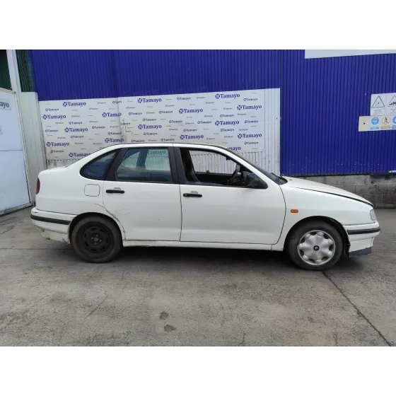 SEAT CORDOBA BERLINA (6K2) '1995 * BLANCO