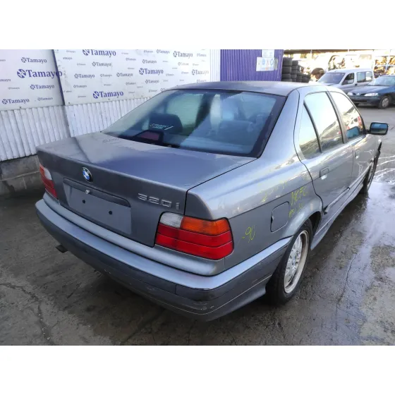 BMW SERIE 3 BERLINA (E36) '1996 2.0 24V GRIS