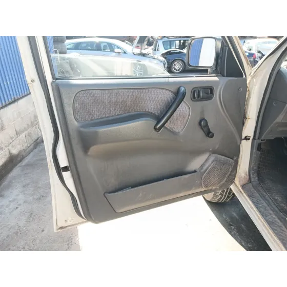 Nissan TERRANO II (R20) 1993