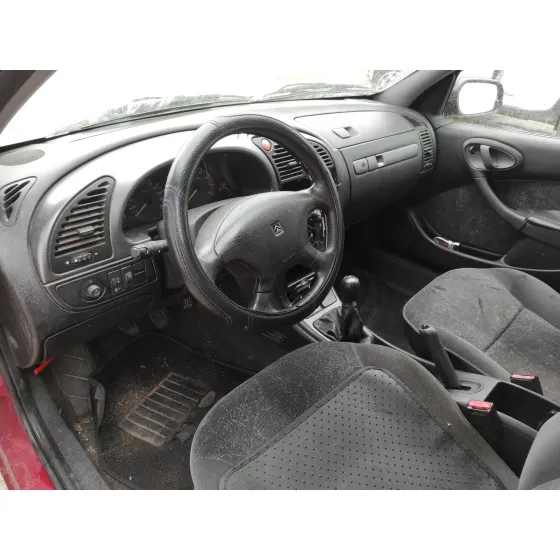 CITROEN XSARA BERLINA '1998 1.6 GRANATE