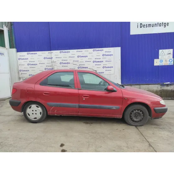 CITROEN XSARA BERLINA '1998 1.6 GRANATE