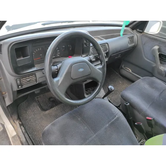 FORD ESCORT BERL./TURN./CAB./EXPRESS '1989 * BLANCO