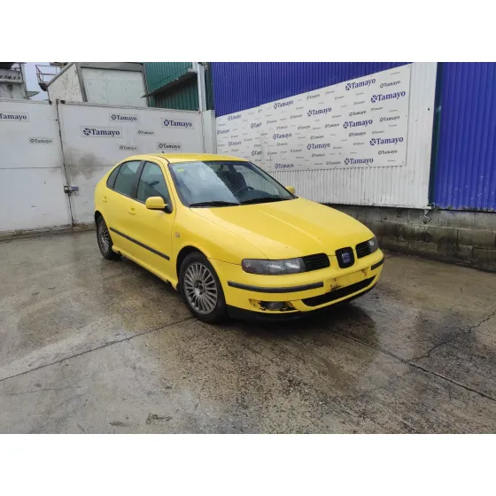 SEAT LEON (1M1) '2000 * AMARILLO