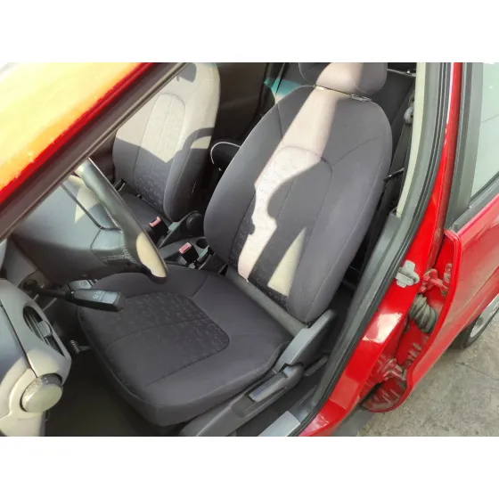 MERCEDES CLASE A (W168) '1999 1.4 CAT ROJO