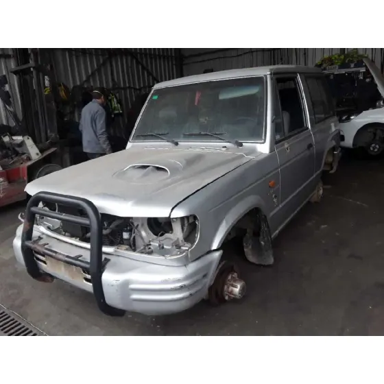 MITSUBISHI GALLOPER (HYUNDAI) '1999 2.5 TURBODIESEL PLATA