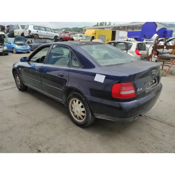 AUDI A4 BERLINA (B5) '1999 1.8 20V AZUL