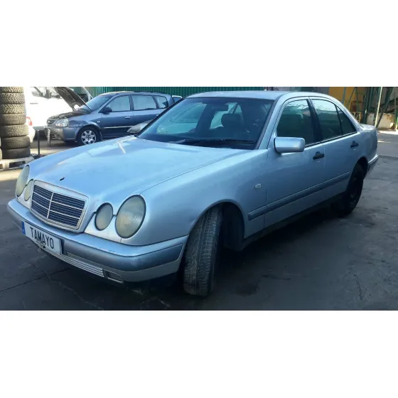 MERCEDES 200 E '1999 200 E GRIS