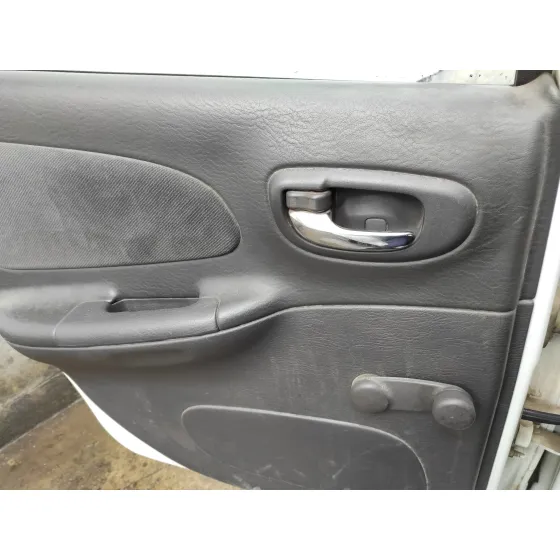 CHRYSLER NEON (PL) '1999 2.0 16V CAT BLANCO