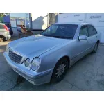 MERCEDES CLASE E (W210) BERLINA '2000 280 (210.063) PLATA