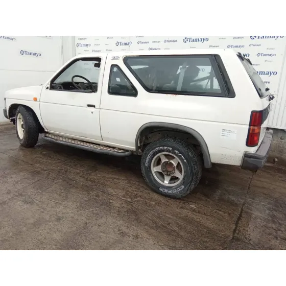 NISSAN TERRANO (WD21) '1990 2.7 TURBODIESEL BLANCO
