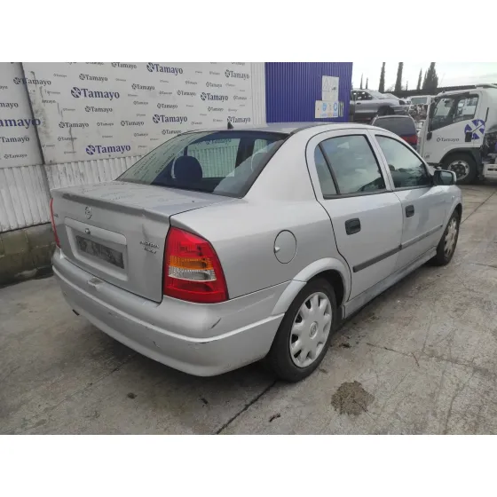 OPEL ASTRA G BERLINA '1999 1.6 16V PLATA