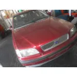 VOLVO S40 BERLINA VOLVO S40 BERLINA '2000 1.9 DIESEL MARRON 1995