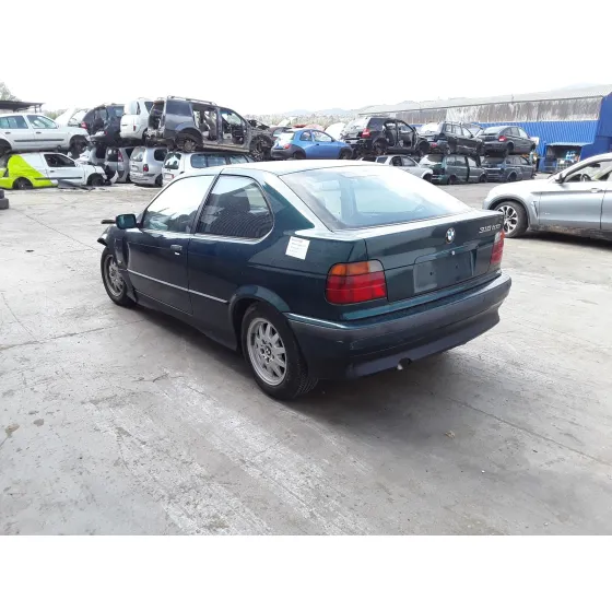BMW SERIE 3 COMPACTO (E36) '1996 * VERDE OSCURO