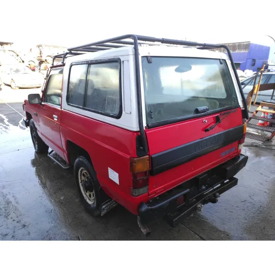 NISSAN PATROL (K/W160) '1984 2.8 ROJO