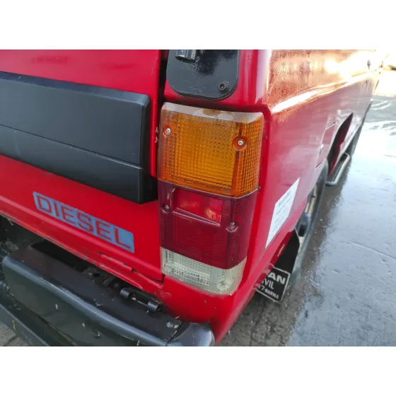 NISSAN PATROL (K/W160) '1984 2.8 ROJO