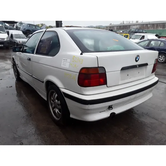 BMW SERIE 3 BERLINA (E36) '1995 1.8 16V CAT BLANCO