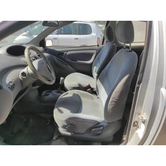 TOYOTA YARIS (NCP1/NLP1/SCP1) '1999 1.0 CAT PLATA