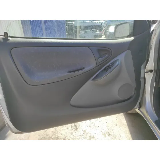 TOYOTA YARIS (NCP1/NLP1/SCP1) '1999 1.0 CAT PLATA