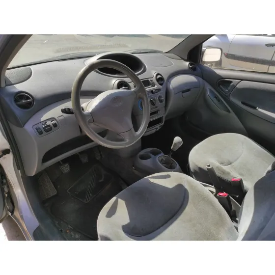 TOYOTA YARIS (NCP1/NLP1/SCP1) '1999 1.0 CAT PLATA